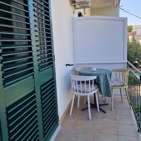 Διαμέρισμα Rose&ana *