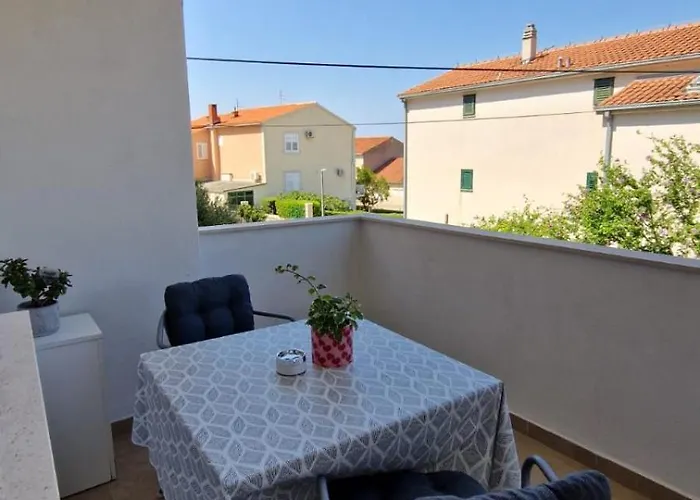 Daire Rose&ana Makarska