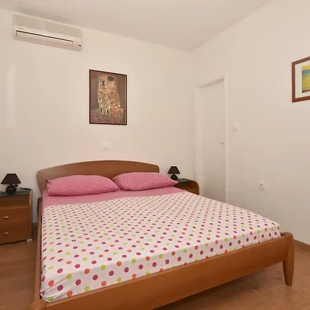 Rose&ana Apartment